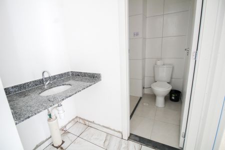 Apartamento para alugar com 34m², 2 quartos e sem vagaBanheiro