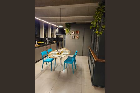 Apartamento à venda com 330m², 4 quartos e 4 vagas Apartamento à venda com 330m², 4 quartos e 4 vagasCozinha