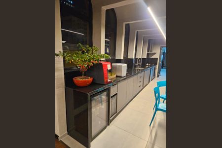 Apartamento à venda com 330m², 4 quartos e 4 vagas Apartamento à venda com 330m², 4 quartos e 4 vagasCozinha