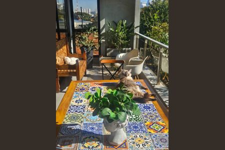 Apartamento à venda com 330m², 4 quartos e 4 vagas Apartamento à venda com 330m², 4 quartos e 4 vagasVaranda