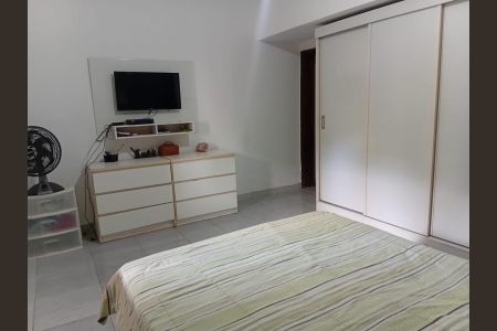 Casa para alugar com 1200m², 6 quartos e 8 vagas Casa para alugar com 1200m², 6 quartos e 8 vagasQuarto