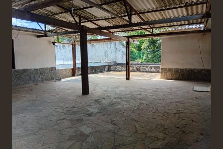 Casa para alugar com 1200m², 6 quartos e 8 vagas Casa para alugar com 1200m², 6 quartos e 8 vagasÁrea Comum
