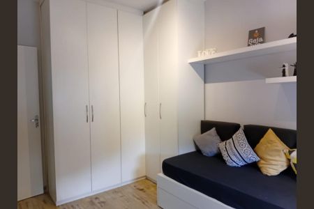 Casa para alugar com 1200m², 6 quartos e 8 vagas Casa para alugar com 1200m², 6 quartos e 8 vagasQuarto