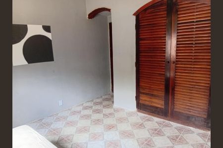 Casa para alugar com 1200m², 6 quartos e 8 vagas Casa para alugar com 1200m², 6 quartos e 8 vagasQuarto
