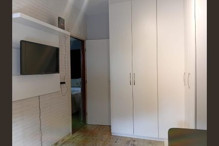 Casa para alugar com 1200m², 6 quartos e 8 vagas Casa para alugar com 1200m², 6 quartos e 8 vagasQuarto