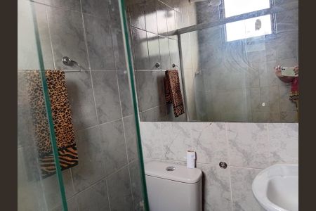 Casa para alugar com 1200m², 6 quartos e 8 vagas Casa para alugar com 1200m², 6 quartos e 8 vagasBanheiro