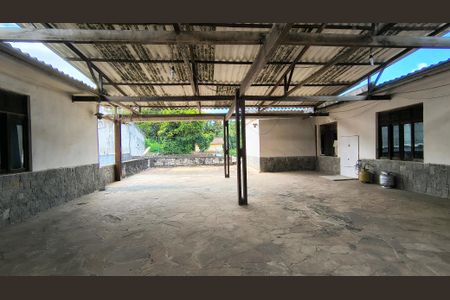 Casa para alugar com 1200m², 6 quartos e 8 vagas Casa para alugar com 1200m², 6 quartos e 8 vagasTerraço