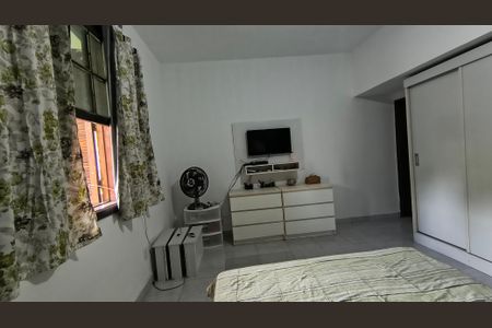 Casa para alugar com 1200m², 6 quartos e 8 vagas Casa para alugar com 1200m², 6 quartos e 8 vagasSuíte