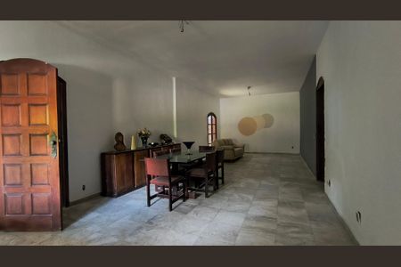 Sala de casa para alugar com 7 quartos, 1200m² em Vargem Grande, Rio de Janeiro