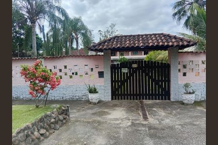 Casa para alugar com 1200m², 6 quartos e 8 vagas Casa para alugar com 1200m², 6 quartos e 8 vagasFachada