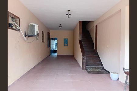 Casa para alugar com 1200m², 6 quartos e 8 vagas Casa para alugar com 1200m², 6 quartos e 8 vagasÁrea Comum