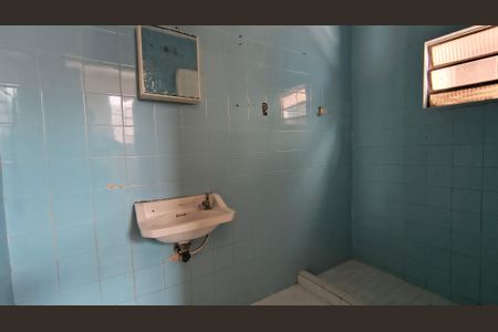 Casa para alugar com 1200m², 6 quartos e 8 vagas Casa para alugar com 1200m², 6 quartos e 8 vagasEdícula