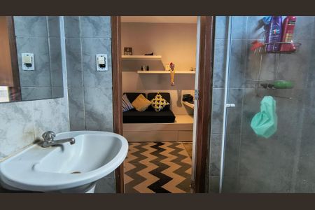 Casa para alugar com 1200m², 6 quartos e 8 vagas Casa para alugar com 1200m², 6 quartos e 8 vagasBanheiro Social 2