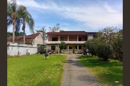 Casa para alugar com 1200m², 6 quartos e 8 vagas Casa para alugar com 1200m², 6 quartos e 8 vagasÁrea Comum