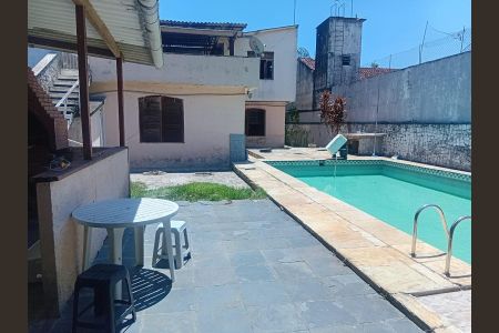 Casa para alugar com 1200m², 6 quartos e 8 vagas Casa para alugar com 1200m², 6 quartos e 8 vagasÁrea Comum