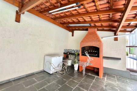 Apartamento à venda com 108m², 2 quartos e 2 vagasÁrea comum - Churrasqueira