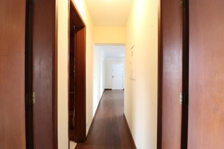 Apartamento à venda com 97m², 3 quartos e 2 vagasCorredor