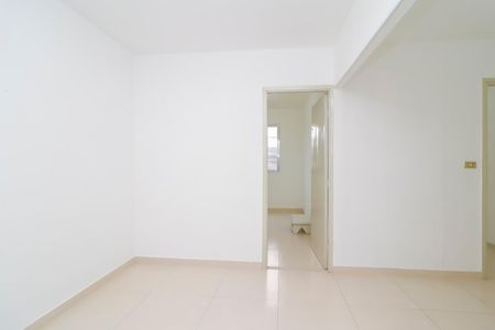 Sala de apartamento para alugar com 2 quartos, 48m² em Itaquera, São Paulo