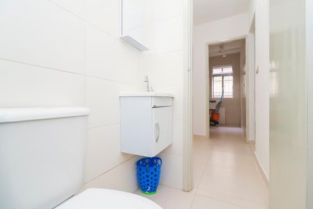 Apartamento para alugar com 48m², 2 quartos e sem vagaBanheiro
