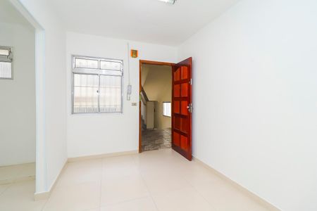 Sala de apartamento para alugar com 2 quartos, 48m² em Itaquera, São Paulo