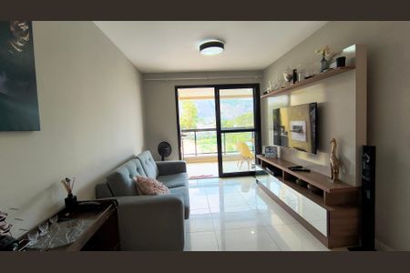 Sala de apartamento para alugar com 3 quartos, 96m² em Recreio dos Bandeirantes, Rio de Janeiro
