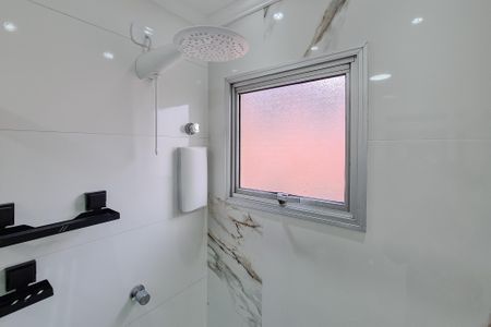 Apartamento à venda com 55m², 2 quartos e 1 vaga Apartamento à venda com 55m², 2 quartos e 1 vagaBanheiro Social