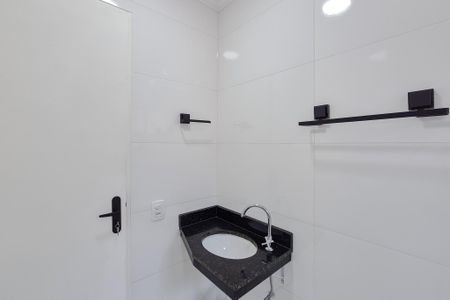 Apartamento à venda com 55m², 2 quartos e 1 vaga Apartamento à venda com 55m², 2 quartos e 1 vagaBanheiro Social