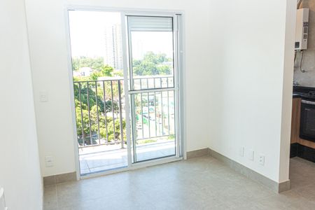 Sala de apartamento à venda com 2 quartos, 40m² em Jurubatuba, São Paulo