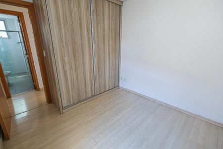 Apartamento à venda com 119m², 3 quartos e 2 vagasquarto 2