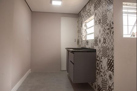 Cozinha de casa para alugar com 1 quarto, 40m² em Metro São Judas , São Paulo