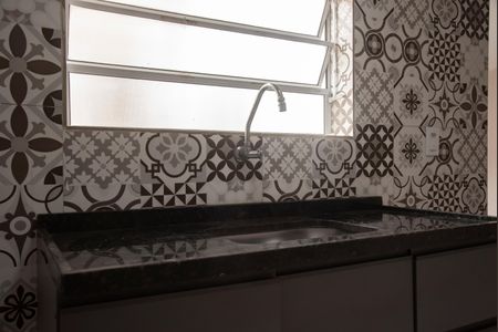 Cozinha de casa para alugar com 1 quarto, 40m² em Metro São Judas , São Paulo