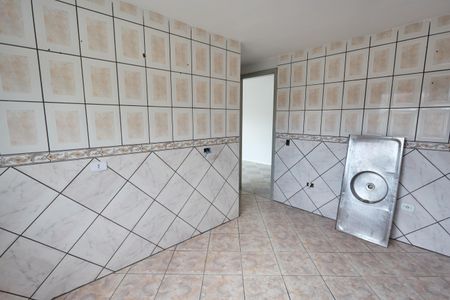 Cozinha de apartamento para alugar com 1 quarto, 23m² em Cajuru, Curitiba