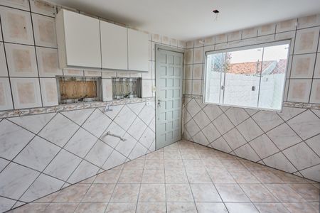 Cozinha de apartamento para alugar com 1 quarto, 23m² em Cajuru, Curitiba