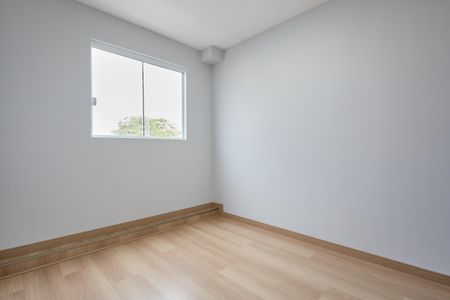 Quarto 1 de apartamento para alugar com 1 quarto, 23m² em Cajuru, Curitiba