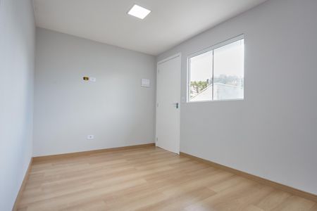 Sala de apartamento para alugar com 1 quarto, 23m² em Cajuru, Curitiba