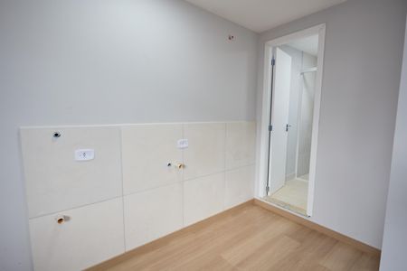 Cozinha de apartamento para alugar com 1 quarto, 23m² em Cajuru, Curitiba
