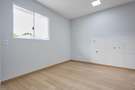 Sala de apartamento para alugar com 1 quarto, 23m² em Cajuru, Curitiba