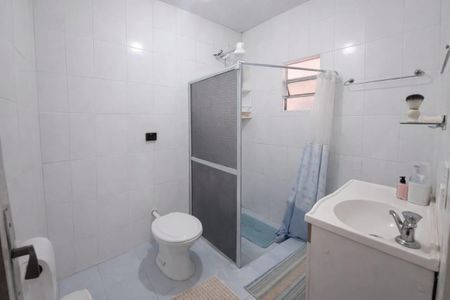 Casa à venda com 160m², 3 quartos e 3 vagasBanheiro Externo 