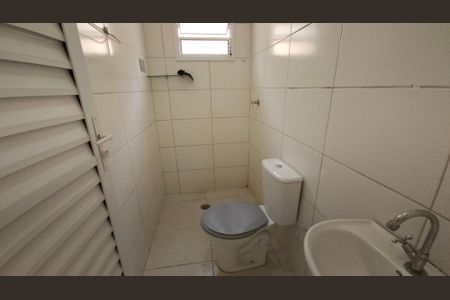 Banheiro de apartamento para alugar com 1 quarto, 36m² em Cidade Antônio Estêvão de Carvalho, São Paulo