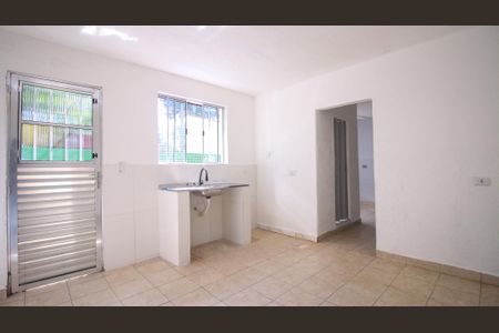 Casa para alugar com 1 quarto, 40m² em Vila Alzira, São Paulo