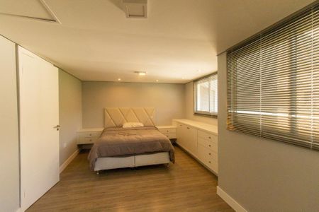 Casa para alugar com 270m², 4 quartos e 2 vagasQuarto  Suite do Ático