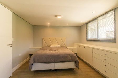 Casa para alugar com 270m², 4 quartos e 2 vagasQuarto  Suite do Ático