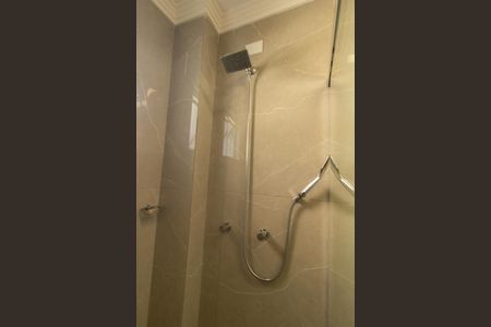 Casa para alugar com 270m², 4 quartos e 2 vagasBanheiro Social