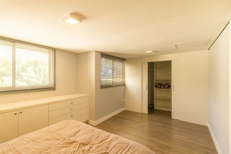 Casa para alugar com 270m², 4 quartos e 2 vagasQuarto  Suite do Ático