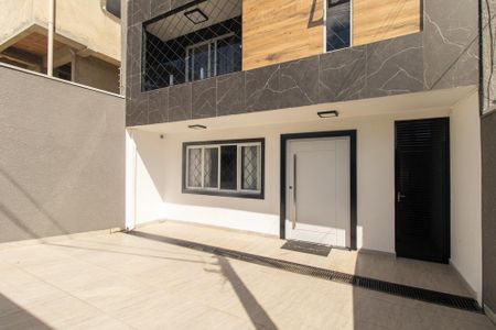 Casa para alugar com 270m², 4 quartos e 2 vagasÁrea externa
