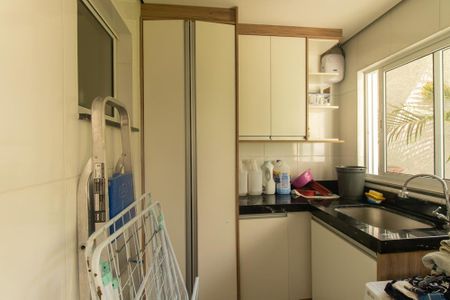 Casa para alugar com 270m², 4 quartos e 2 vagasÁrea de Serviço