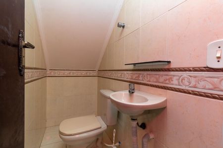 Casa de condomínio para alugar com 160m², 3 quartos e 2 vagas Casa de condomínio para alugar com 160m², 3 quartos e 2 vagasLavabo