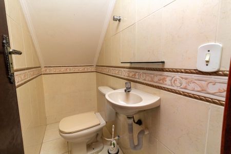 Casa de condomínio para alugar com 160m², 3 quartos e 2 vagas Casa de condomínio para alugar com 160m², 3 quartos e 2 vagasLavabo