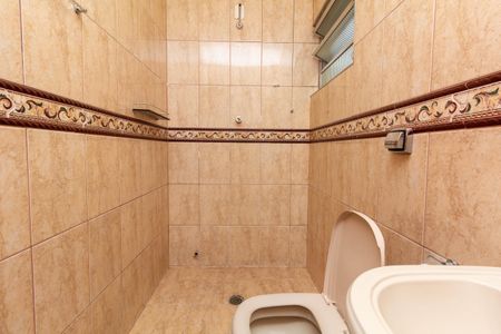 Casa de condomínio para alugar com 160m², 3 quartos e 2 vagas Casa de condomínio para alugar com 160m², 3 quartos e 2 vagasBanheiro 1