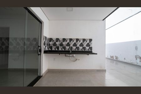 Casa de condomínio para alugar com 150m², 3 quartos e 2 vagasQuintal